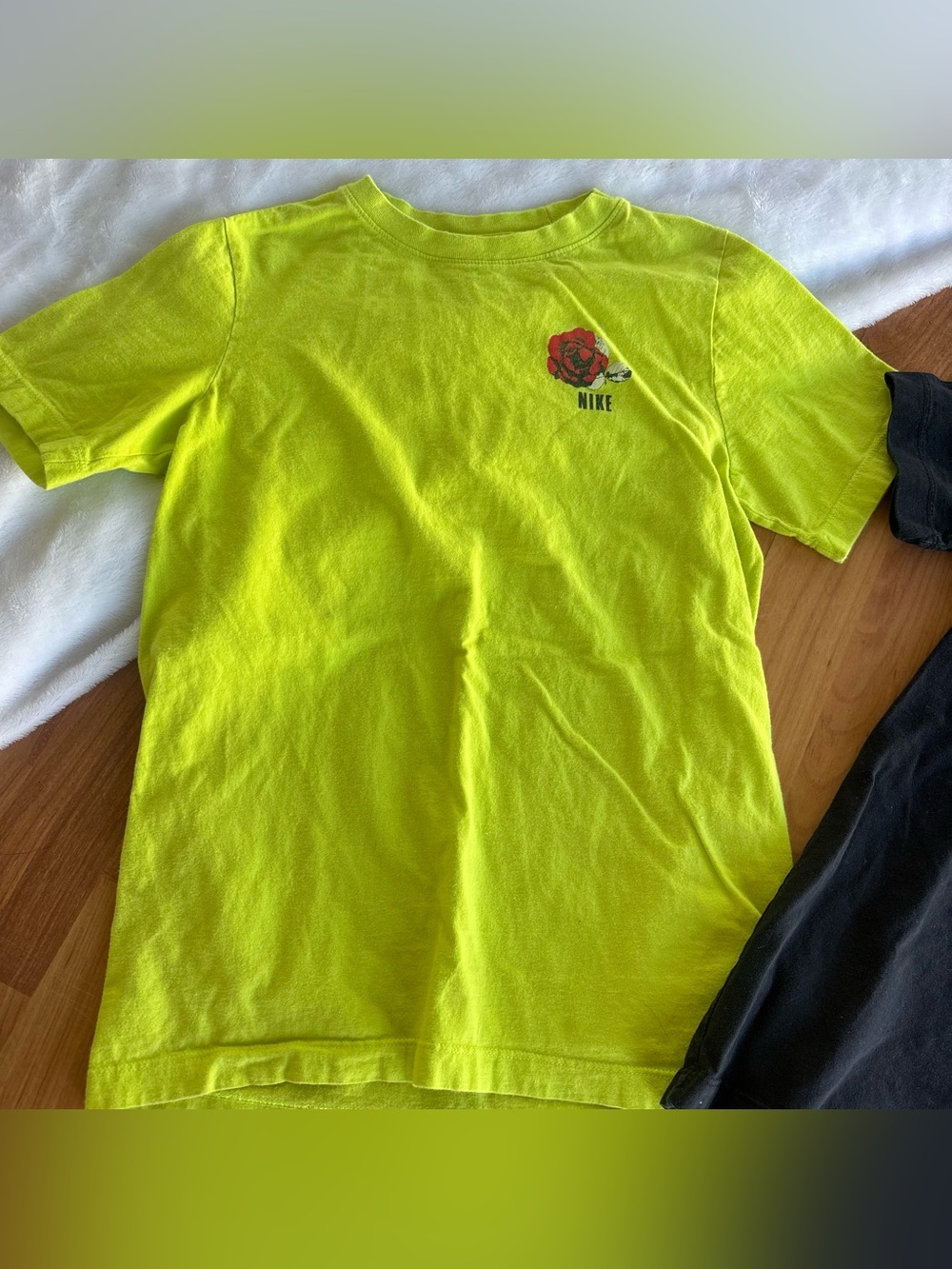 Boys Nike Tees - Picture 4 of 7